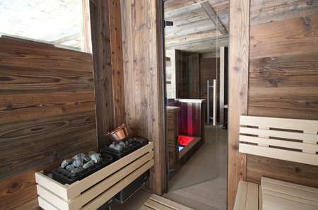 staré dřevo sauna